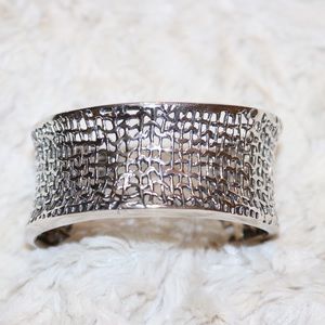 Silpada 925 oxidized sterling cuff